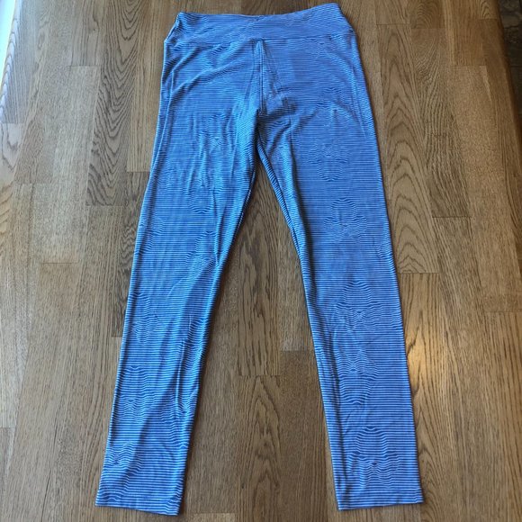 Lularoe Disney Leggings Bundle Set of 2 Minnie Mouse One Size - Picture 3 of 16